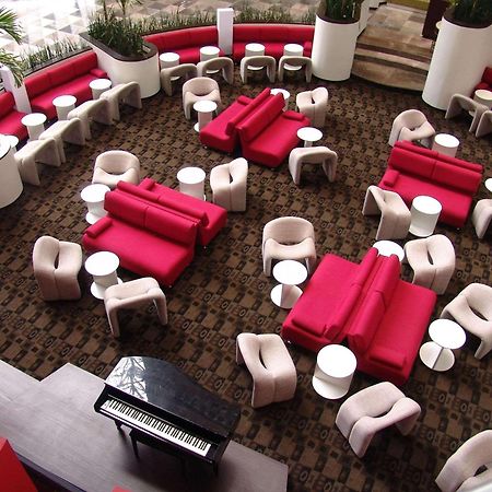 فندق راديسون بارايسو مكسيكو سيتي مدينة مكسيكو المظهر الخارجي الصورة The lobby of the hotel