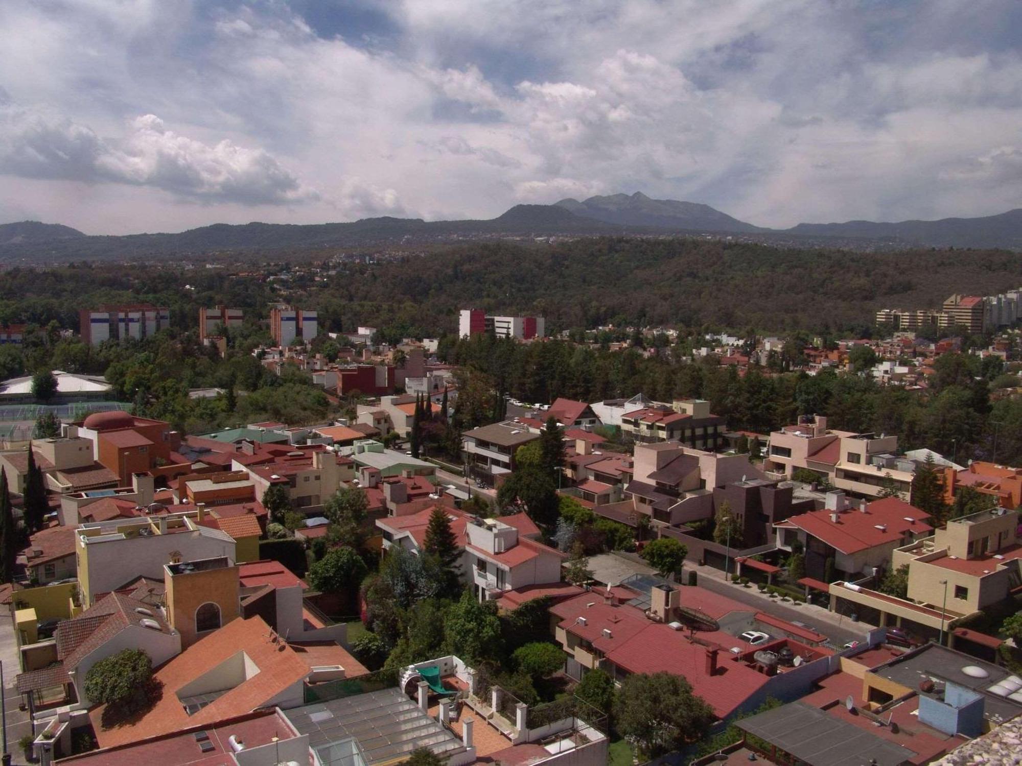 فندق راديسون بارايسو مكسيكو سيتي مدينة مكسيكو المظهر الخارجي الصورة View of San Cristóbal Ecatepec