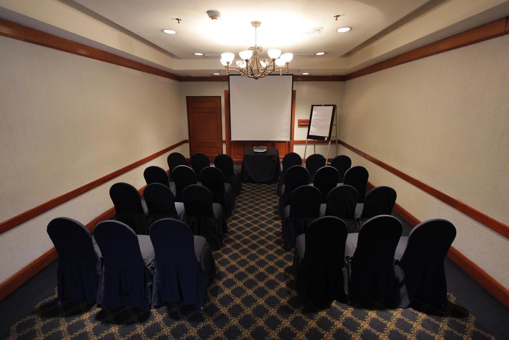 فندق راديسون بارايسو مكسيكو سيتي مدينة مكسيكو المظهر الخارجي الصورة A typical meeting room